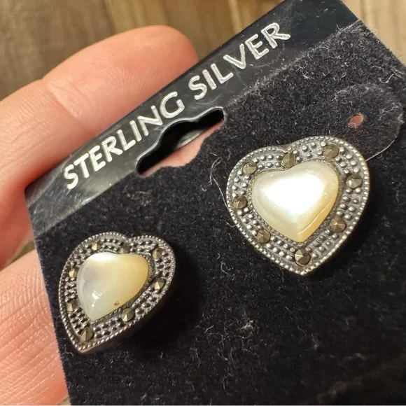 Sterling Silver Vintage Mother of Pearl Marcasite Heart Post Earrings - Picture 2 of 3